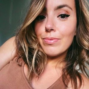 Meet your Posher, Halley